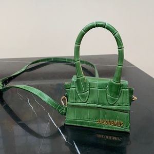 Jacquemus Chiquito green crocodile